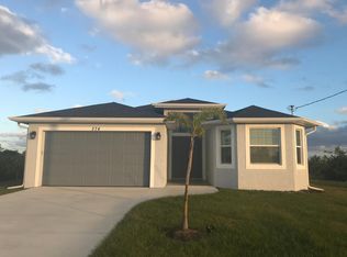 374 Baytree Dr, Rotonda West, FL 33947