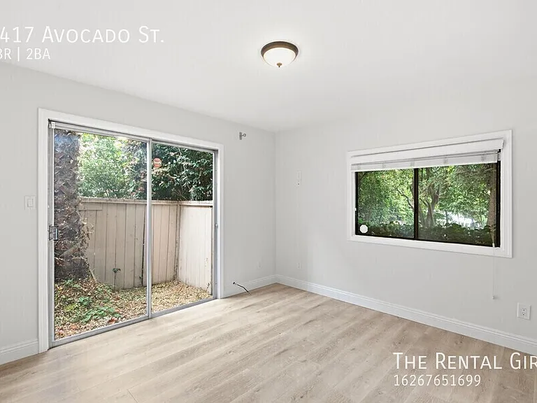 4417 Avocado St — Photo 9