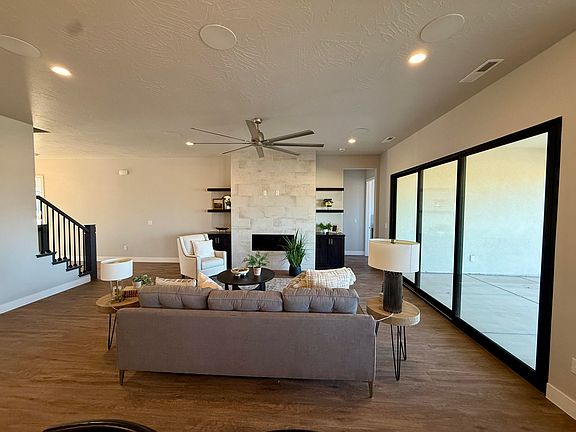 7th image of this home