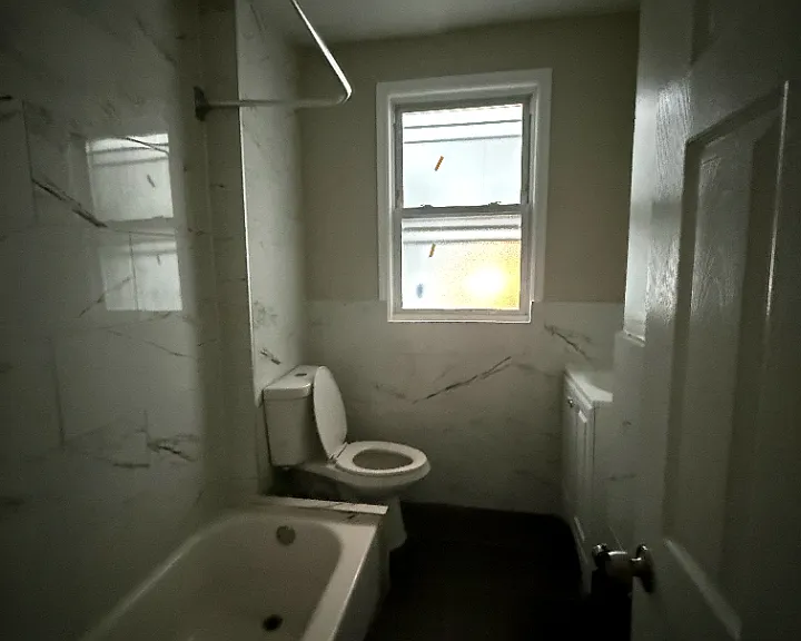 243 S Clinton St #1A — Photo 6