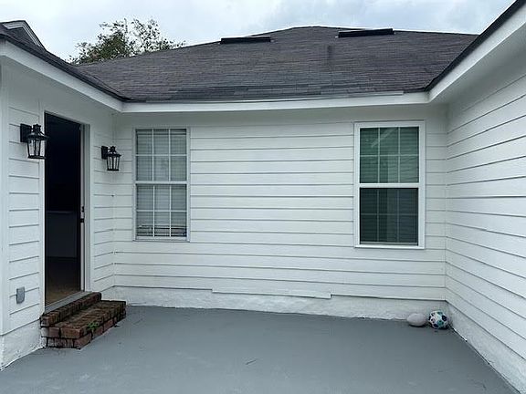 3rd image of 3540 Lenox Dr