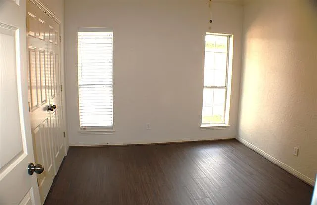7745 Pecan Dr — Photo 15