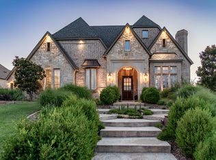 402 Lakeshore Blvd, Lucas, TX 75002