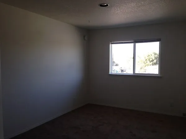 2310 SW 23rd St — Photo 7