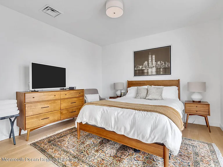 601 Heck St #307 — Photo 11