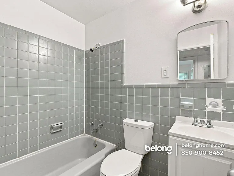 6011 Greenwood Ln — Photo 18