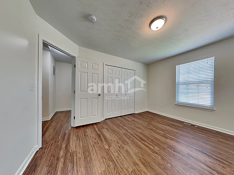 371 Derby Ct — Photo 15