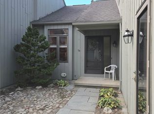 59 Waterview Cir, Rochester, NY 14625