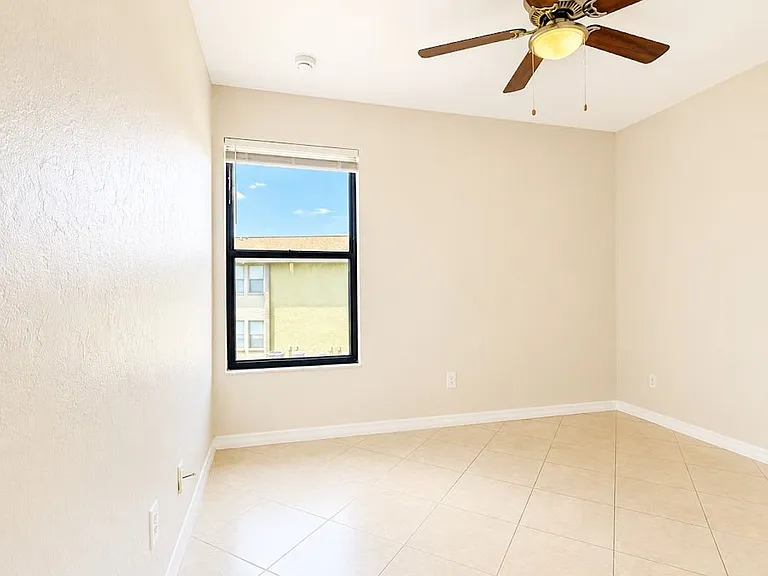 4765 Orange Grove Blvd #6 — Photo 9