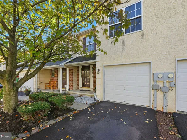 1046 Balley Dr, Phoenixville, PA 19460