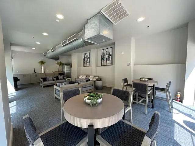 Dallas Power and Light Lofts — Photo 21