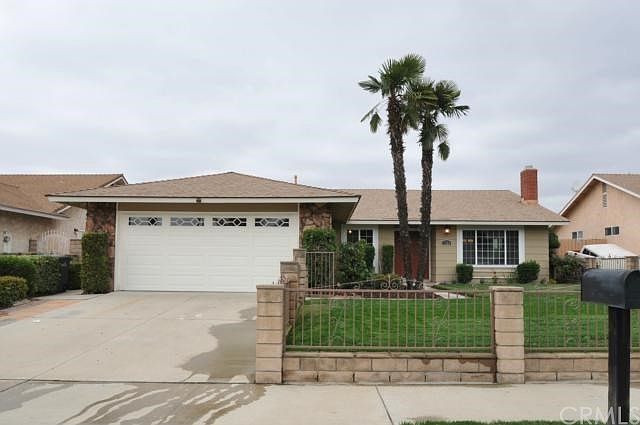 1st image of 1354 S Vine Pl