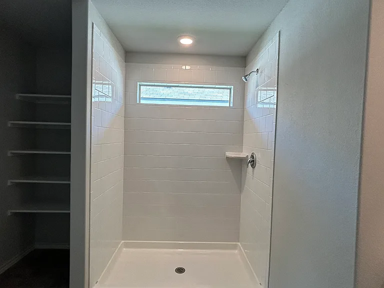 108 Piping Rock Dr — Photo 17
