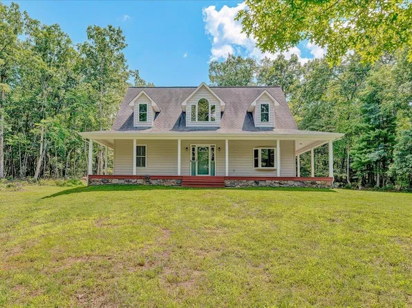 6720 Bradshaw Rd, Salem, VA 24153