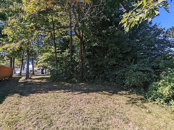 5th image of 4026 Finchley Ct