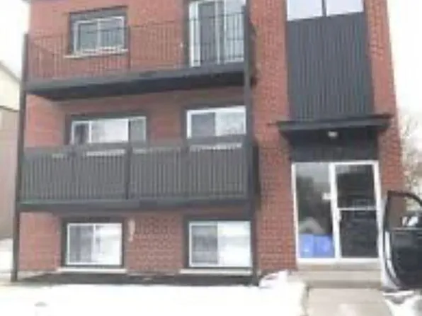 14 Frank St #4, Clarington, ON L1C 2J4