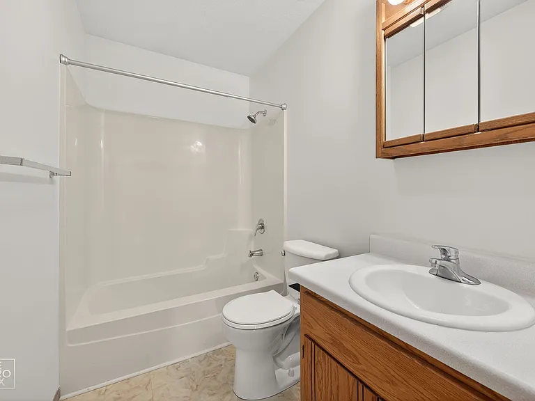 2401 Ashland Cir #1 — Photo 9