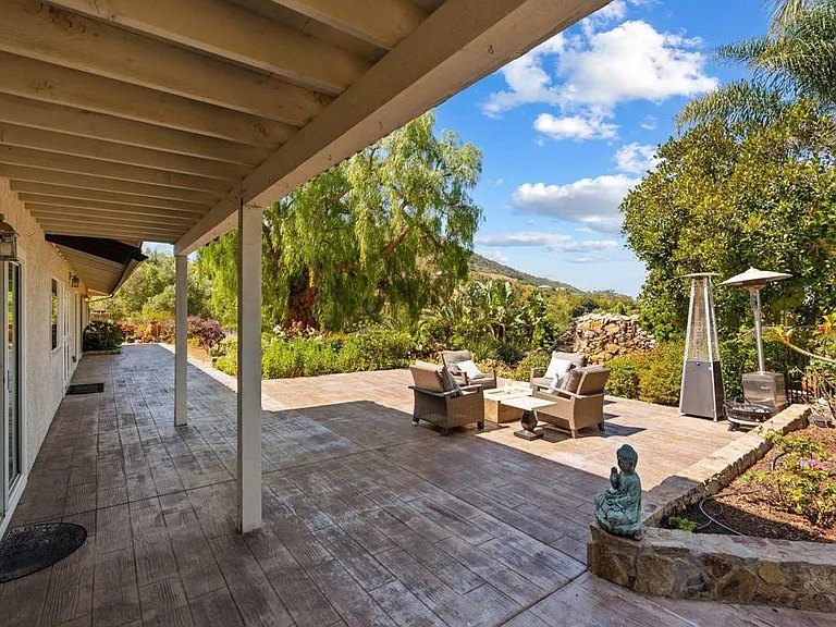 20063 Elfin Forest Ln — Photo 45