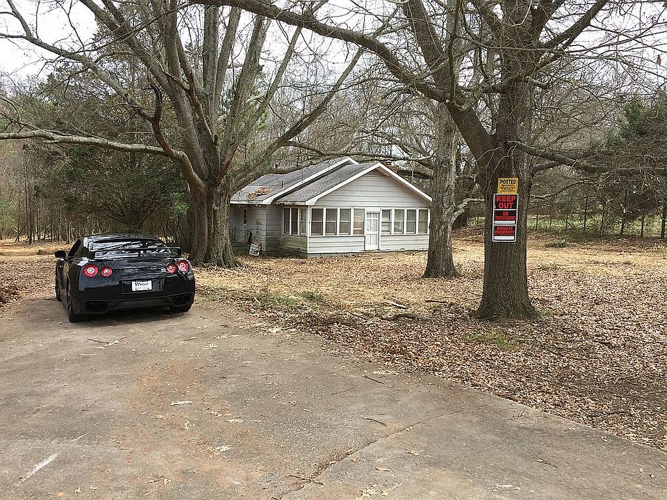 2nd image of 4090 Highway 20 SE