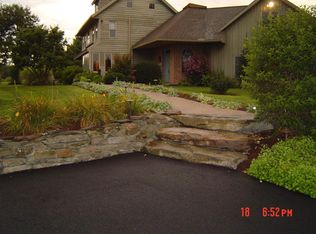 1645 Grandview Rd, Mount Joy, PA 17552