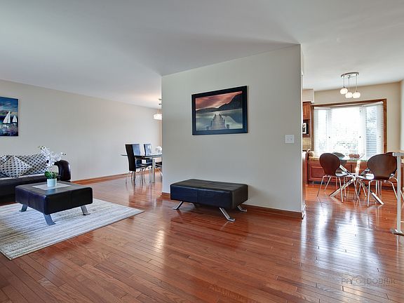 4th image of 303 Abbey Ln