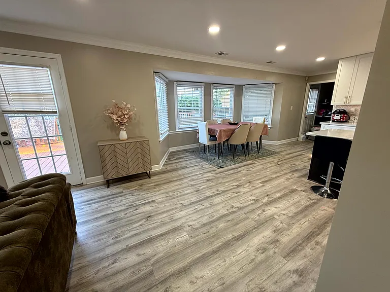 1609 Emmerton Ct — Photo 17