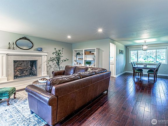 2nd image of 14229 SE 165th Place