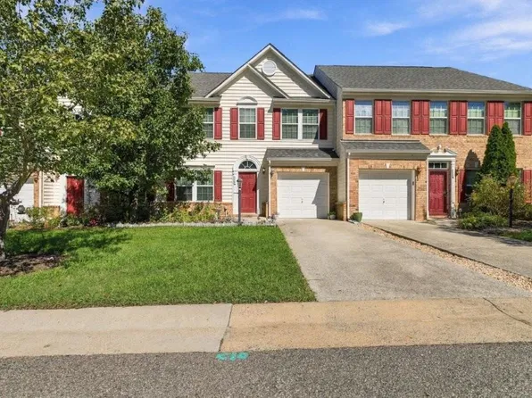 114 Brock St, Yorktown, VA 23690
