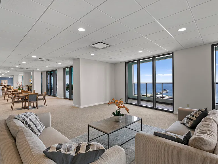 1 Beach Dr SE #1112 — Photo 44