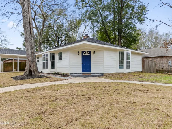 980 Pokai Way, Diamondhead, MS 39525
