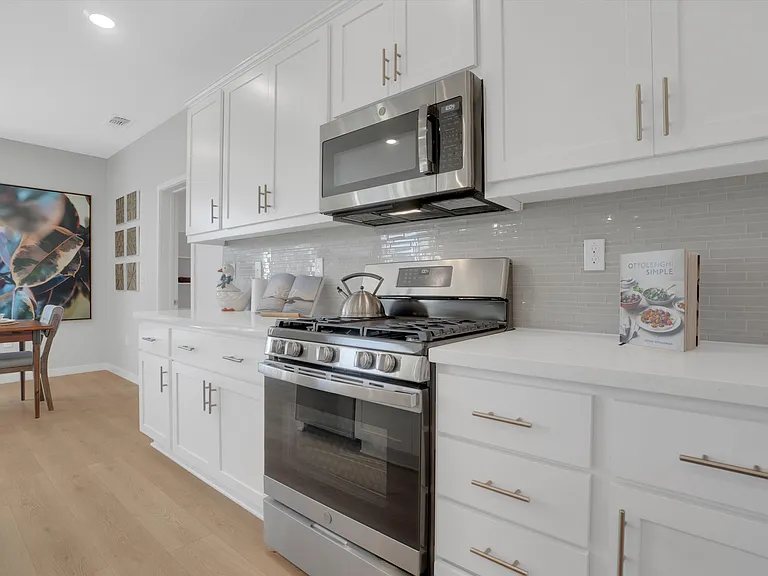 Osprey Dr — Photo 12
