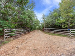 5400 Florida Chapel Rd, Fayetteville, TX 78940