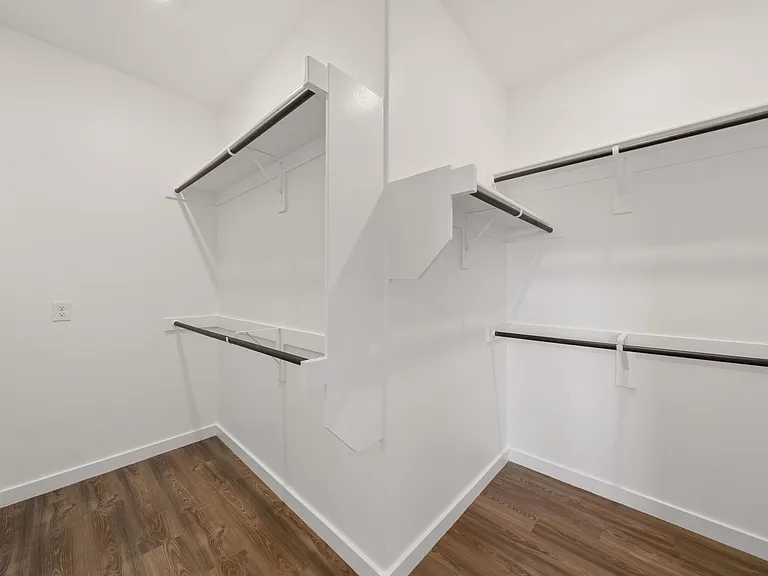 2027 Psalm Cir — Photo 26