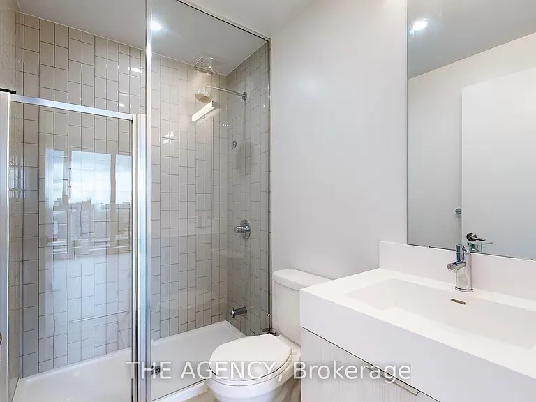 35 Tubman Ave #Penthouse 1115 — Photo 16