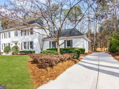 3875 High Shoals Dr, Peachtree Corners, GA, 30092