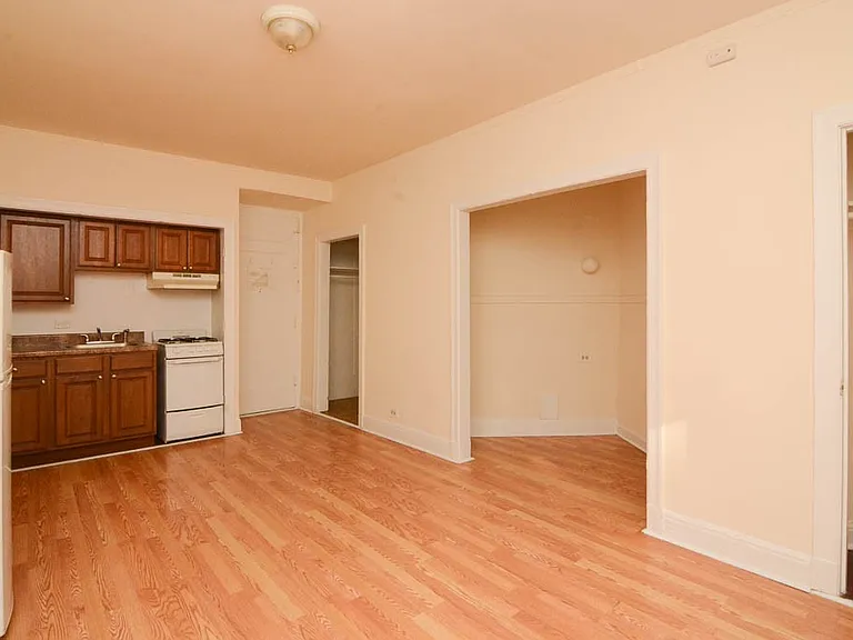 3335 W Diversey Ave #631 — Photo 9