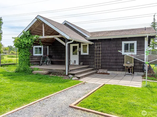 123 School Road, Lopez Island, WA 98261