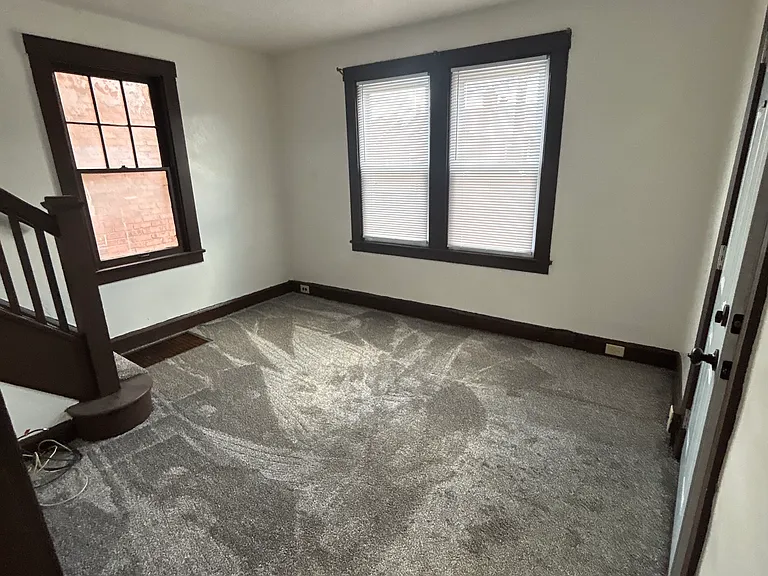 521 Maple St — Photo 4