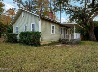 132 Telephone Rd, Wilmington, NC 28403