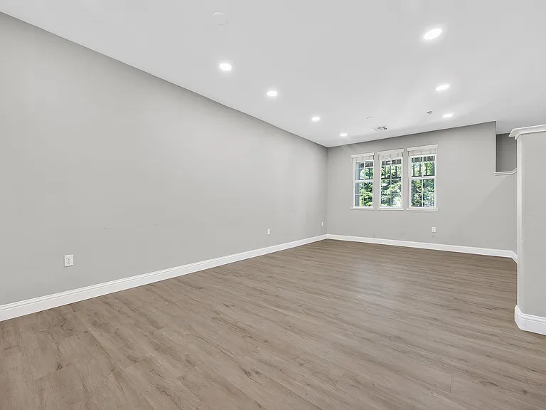 259 Birch Creek Dr — Photo 12