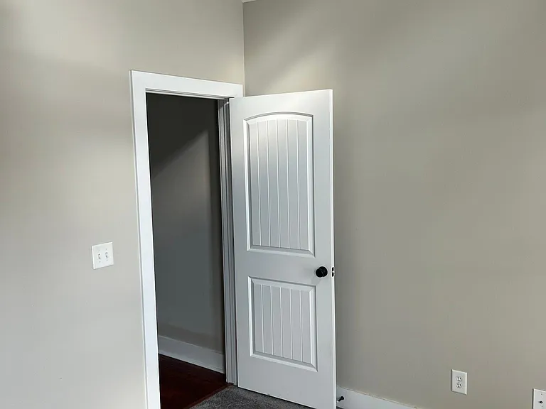 Front bedroom entrance