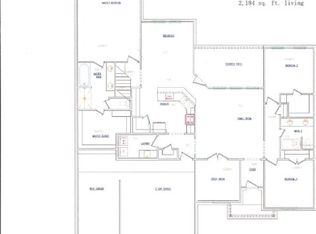 303 Creekside Ln, Lake Jackson, TX 77566