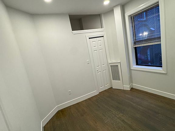 4th image of 24 Phillips St APT 2
