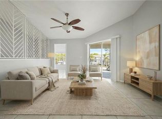 132 Santa Clara Dr APT 3, Naples, FL 34104