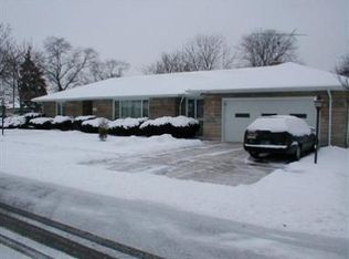 8740 Carolina Ave, Highland, IN 46322