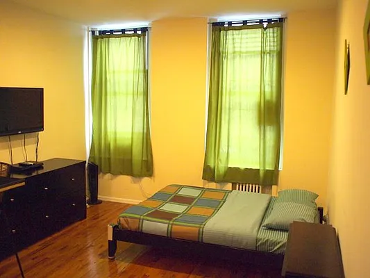 Rented by Sheila M Apfel, LREB | media 9