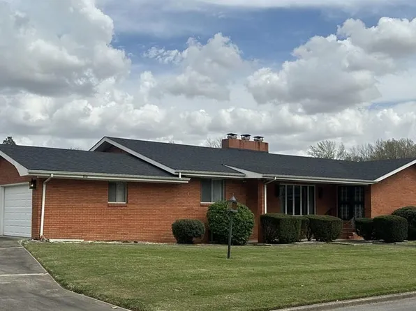 707 Trotter Ln, Dexter, MO 63841