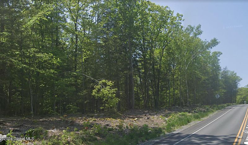 4th image of L12 Corinth  Mountain Road
