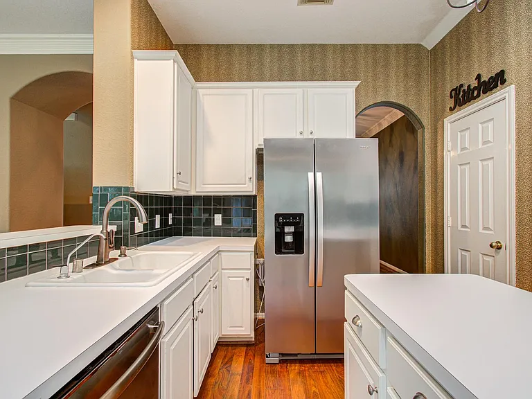 22539 Bristolwood Ct — Photo 34