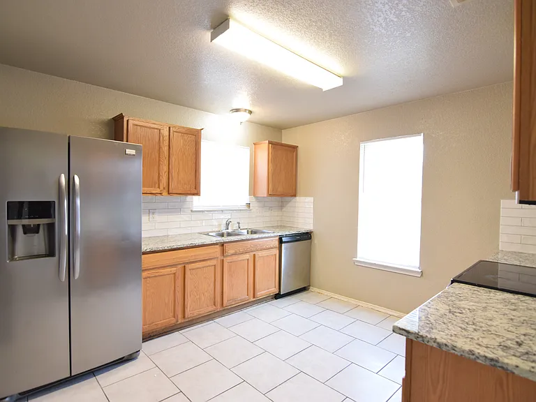 202 Sims Ridge Dr — Photo 5